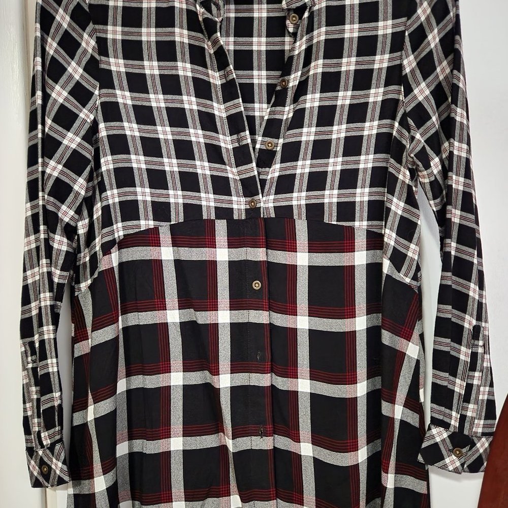 Beach Lunch Lounge Plaid and Check button down collar shirt Size S/P